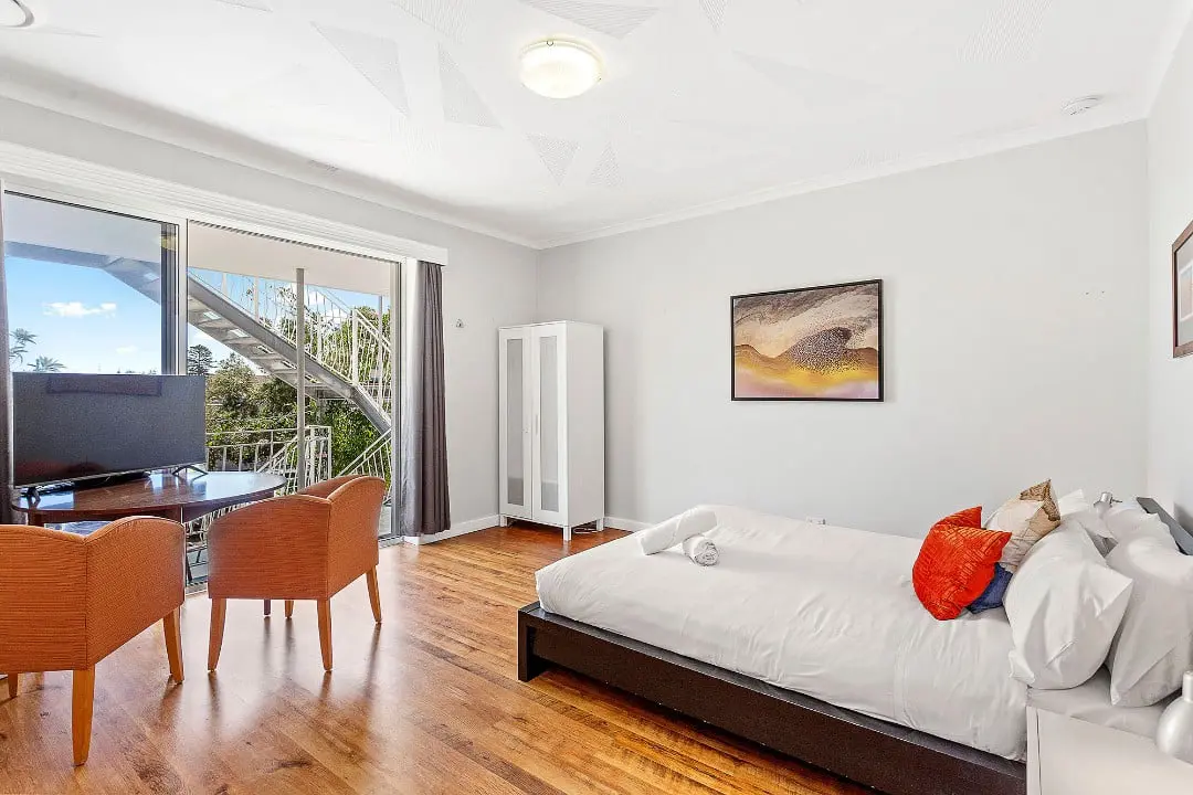 Urban Studio, Steps from Fremantle's Heart